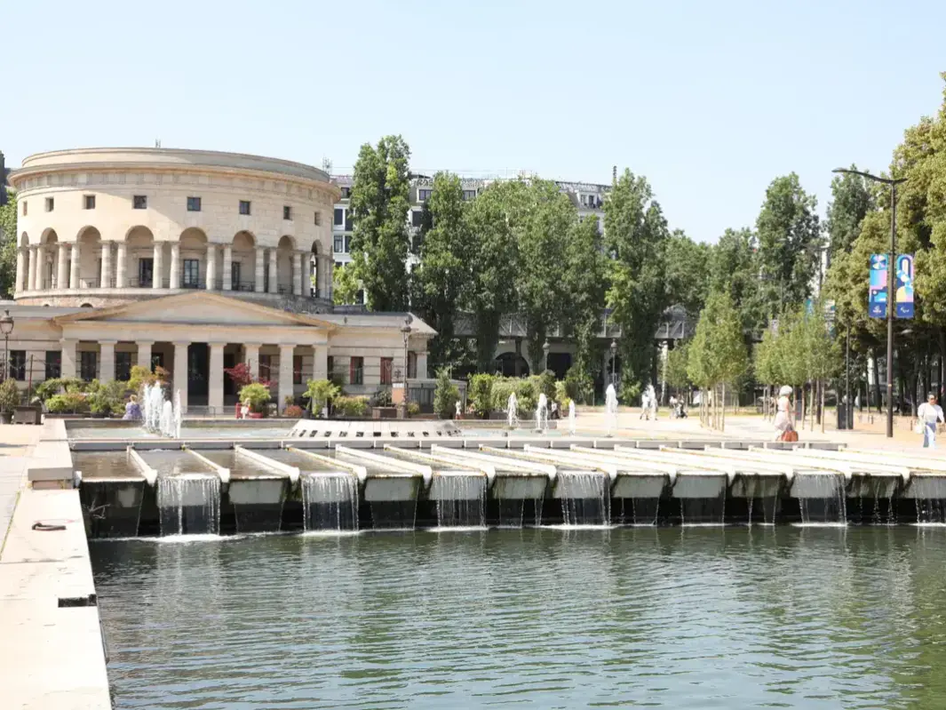 Parc de la Villette with the Cité des sciences behind