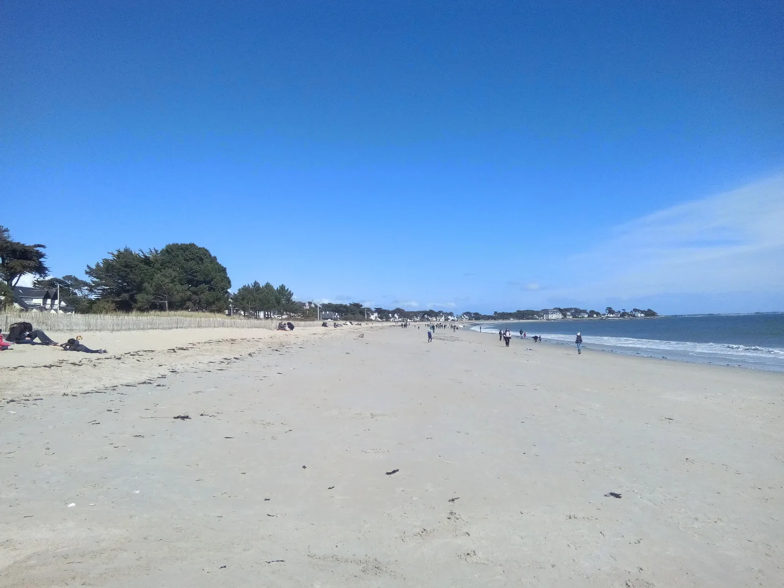 La grande plage de Carnac et son sable fin, sur la baie de Quiberon