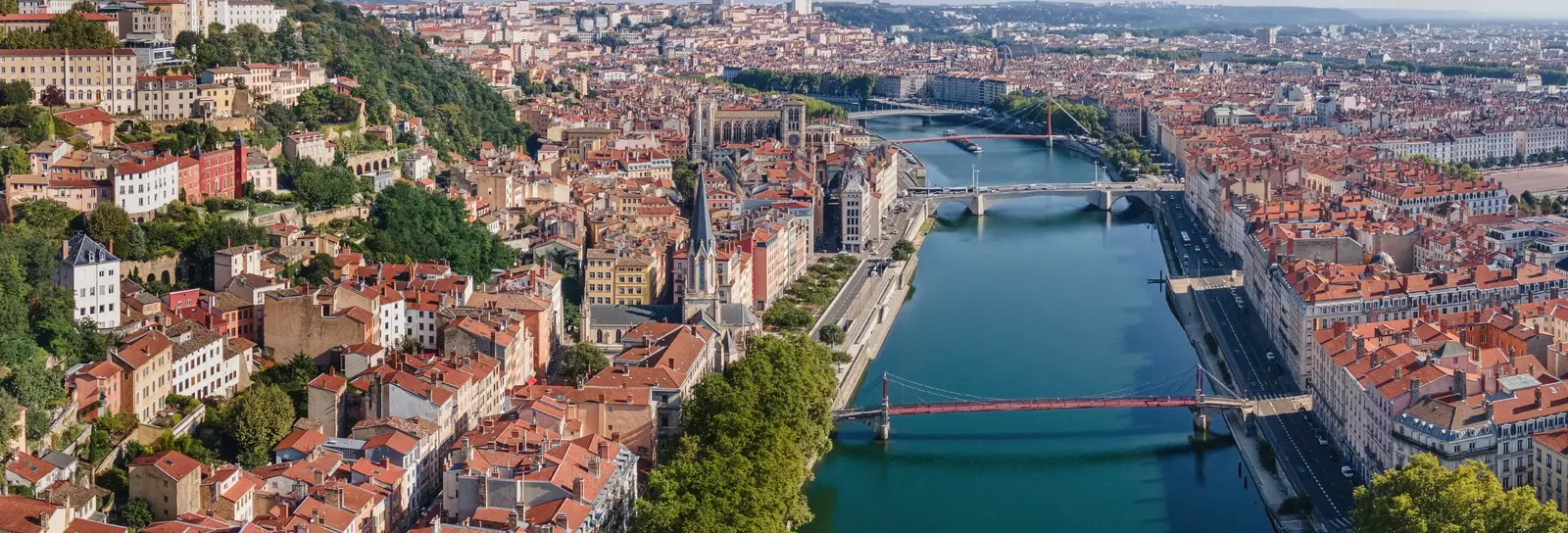 Lyon et ses quais vus de la basilique de Fourvière