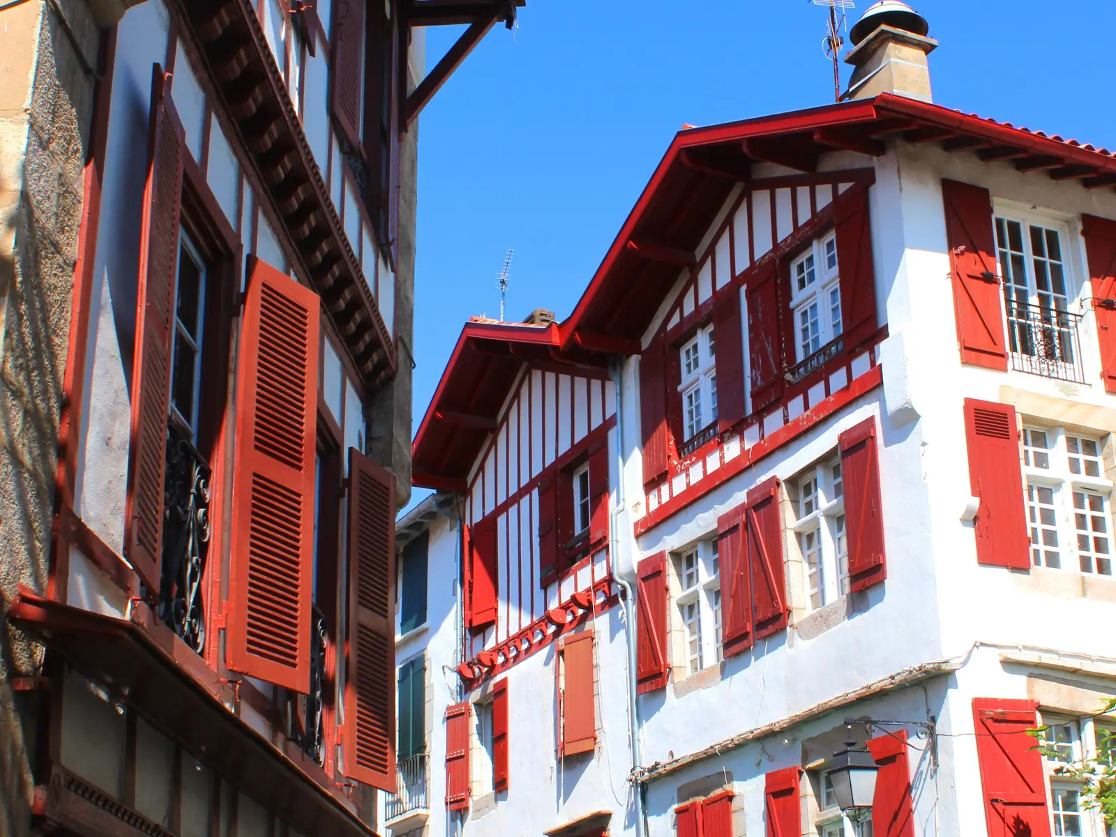 As casas bascas do centro de Saint-Jean-de-Luz