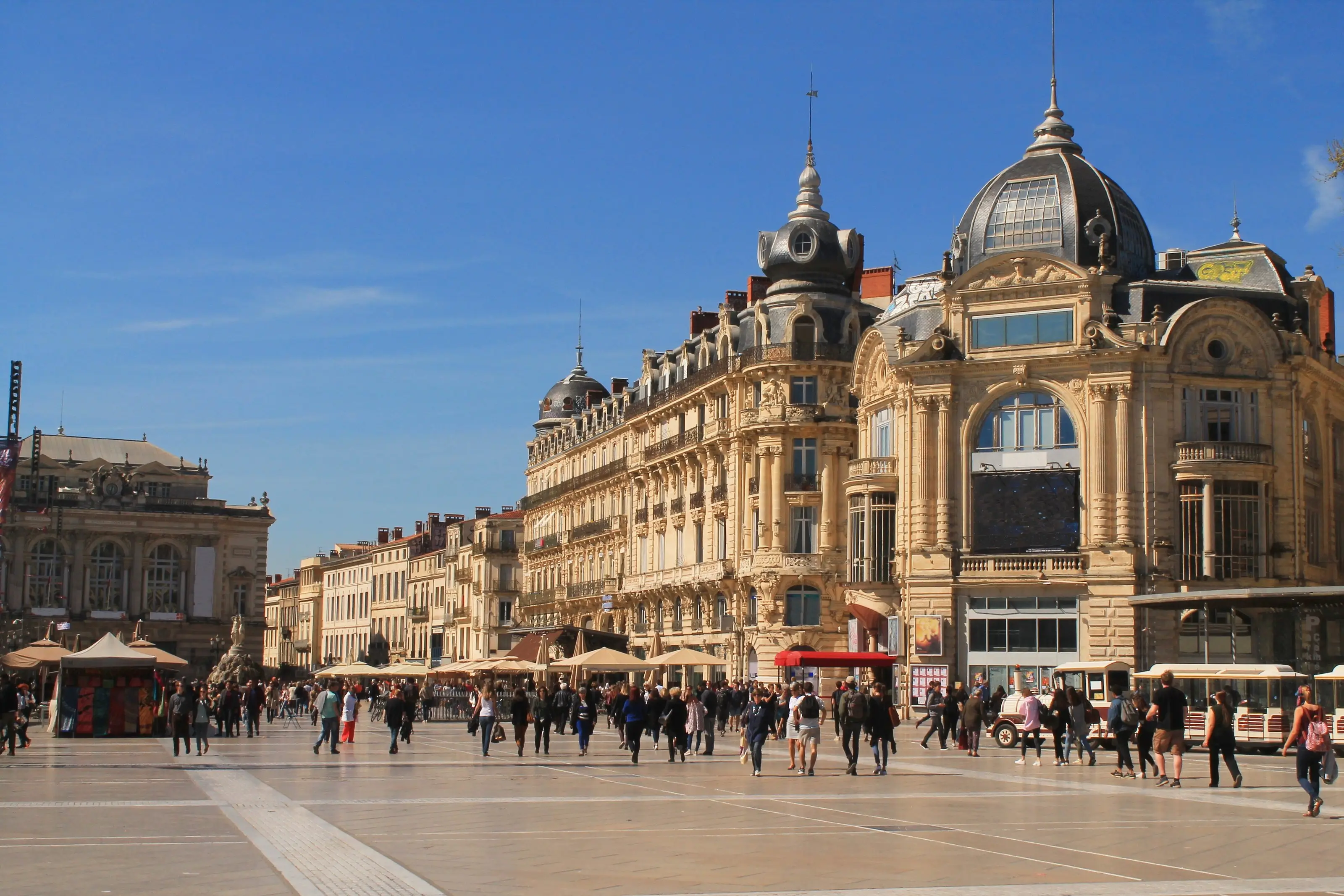 La place de la Comédie et l’opéra de Montpellier