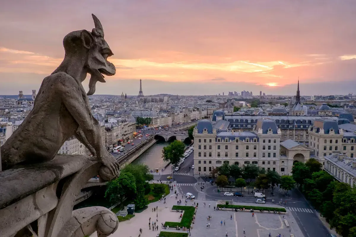 Vue sur la Seine depuis l'Île Saint-Louis